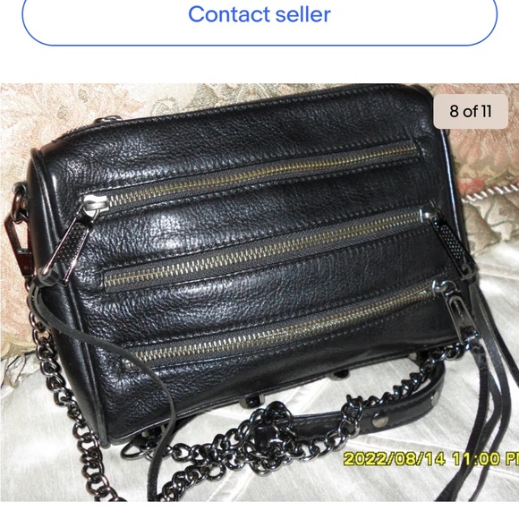 Rebecca Minkoff Handbags - SALE😊EUC Black Rebecca Minkoffleatjer purse. Some pictures copied